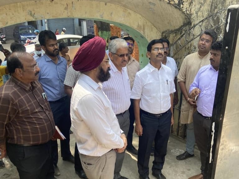 Vernacular Building Solutions site meeting on a Chennai project (4)