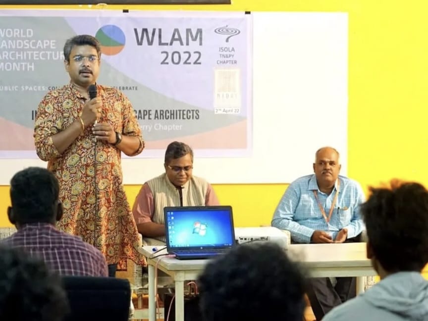 Ar S Babjee delivering a guest lecture at an architecture college in Chennai (3)