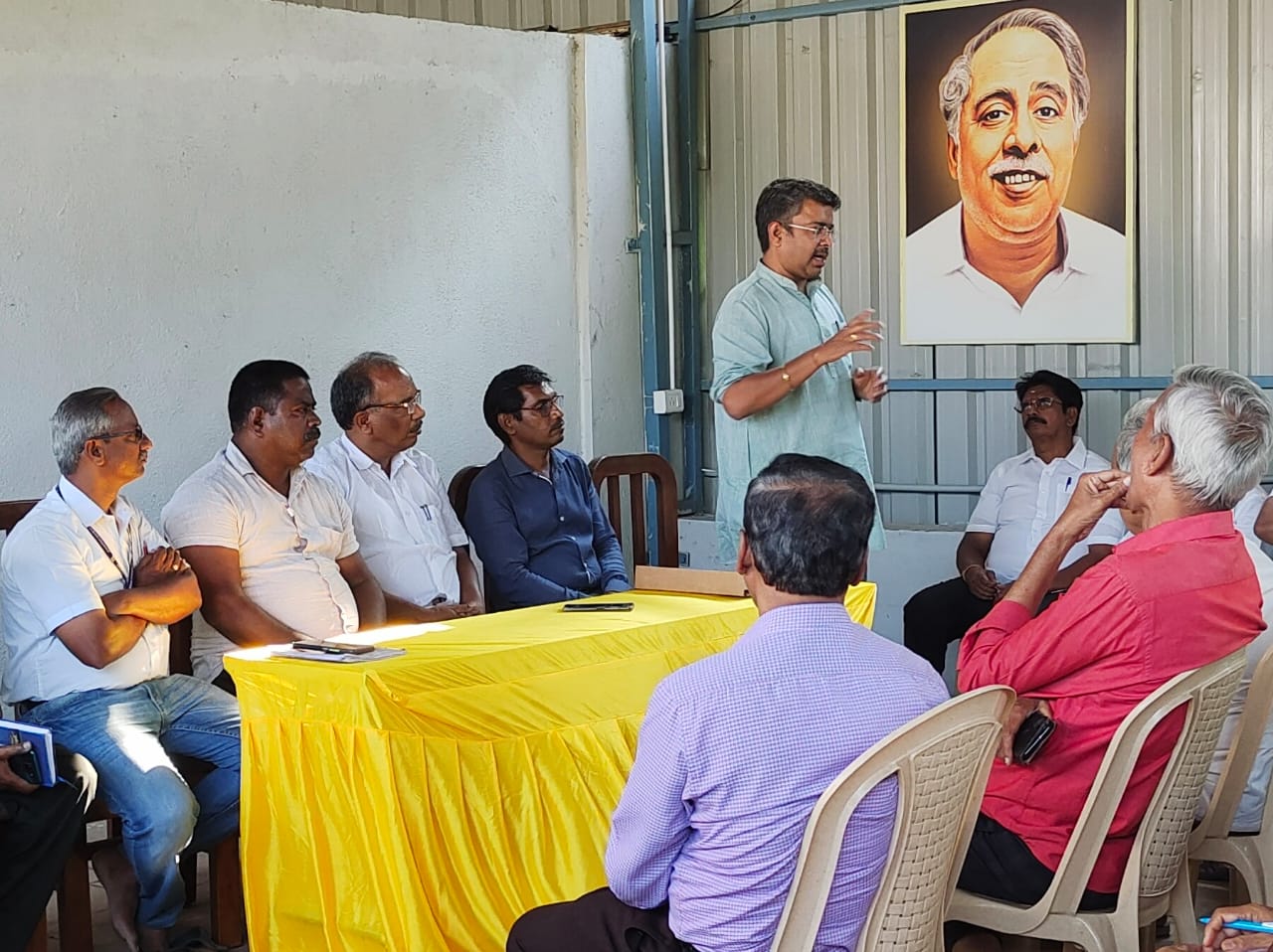 Vernacular Building Solutions site meeting on a Chennai project (3)