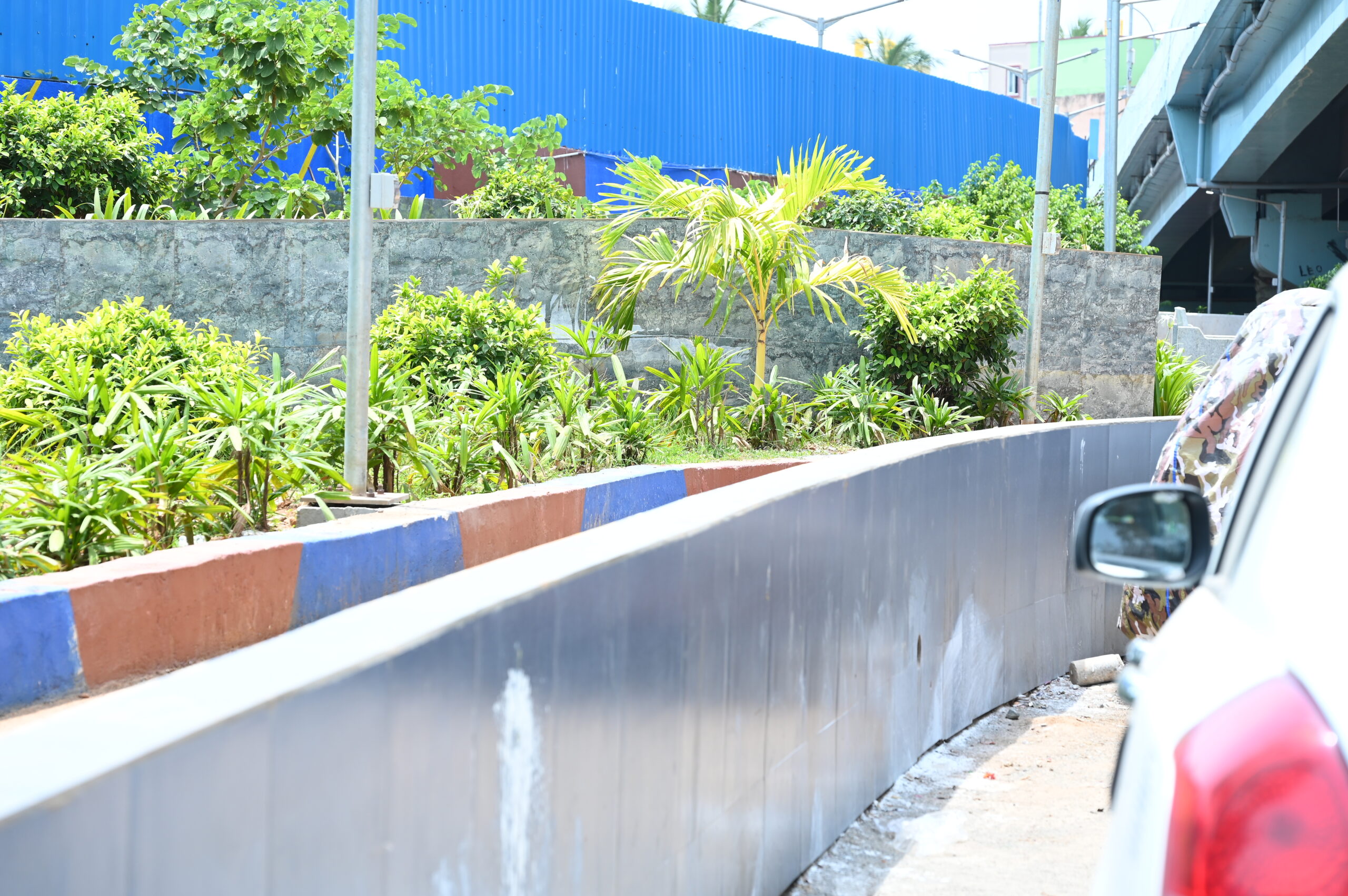 Completed public space beneath the Vadapalani flyover, Chennai, designed by VBS (14)